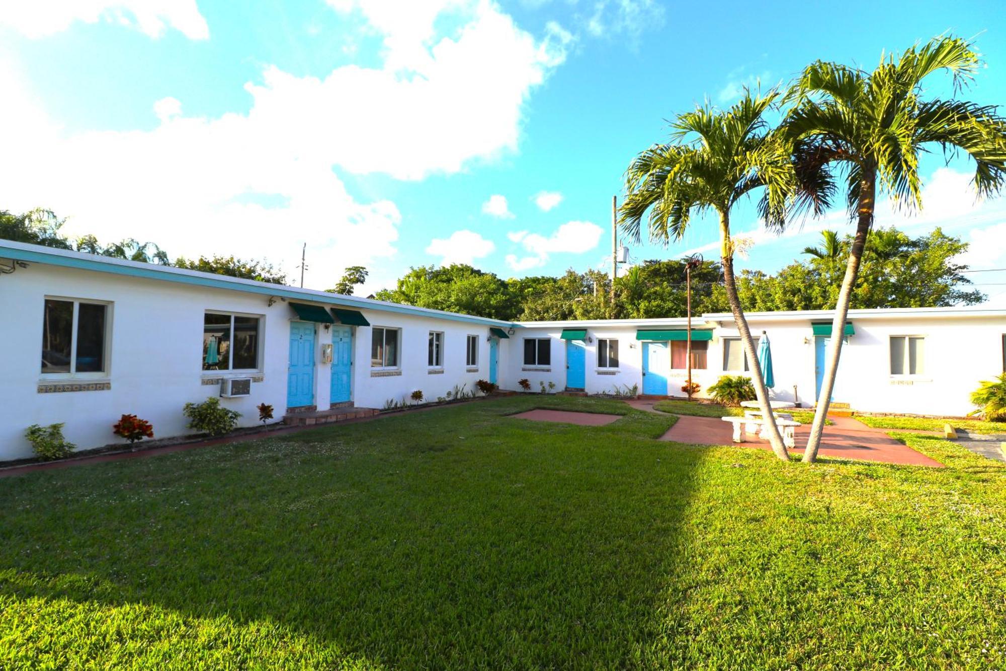 Hallandale Beach Motel With Free Parking And Full Kitchen ! No Extra Fees! Accepting Cash! Exterior foto